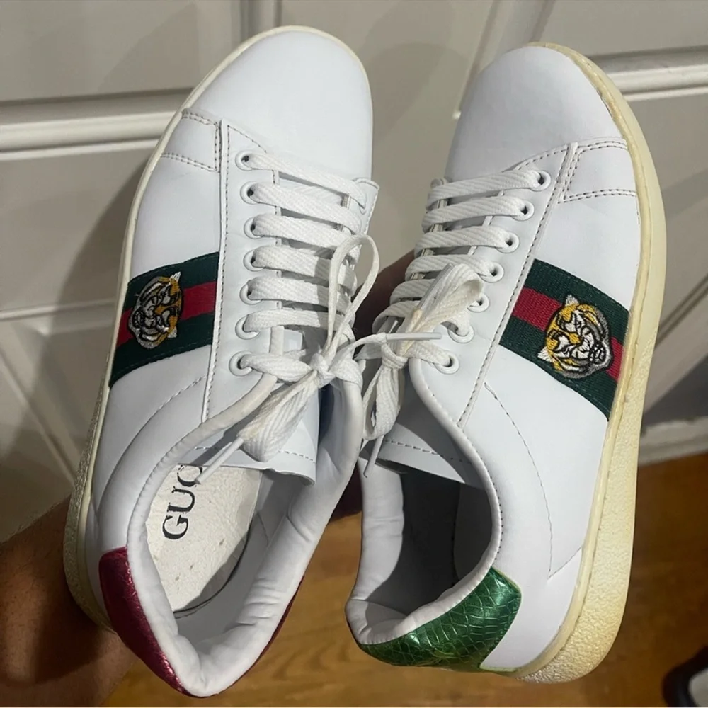Gucci White Leather Sneakers with Green & Red Stripe and Gold Tiger Patch Sz 7.5 - Picture 7 of 16